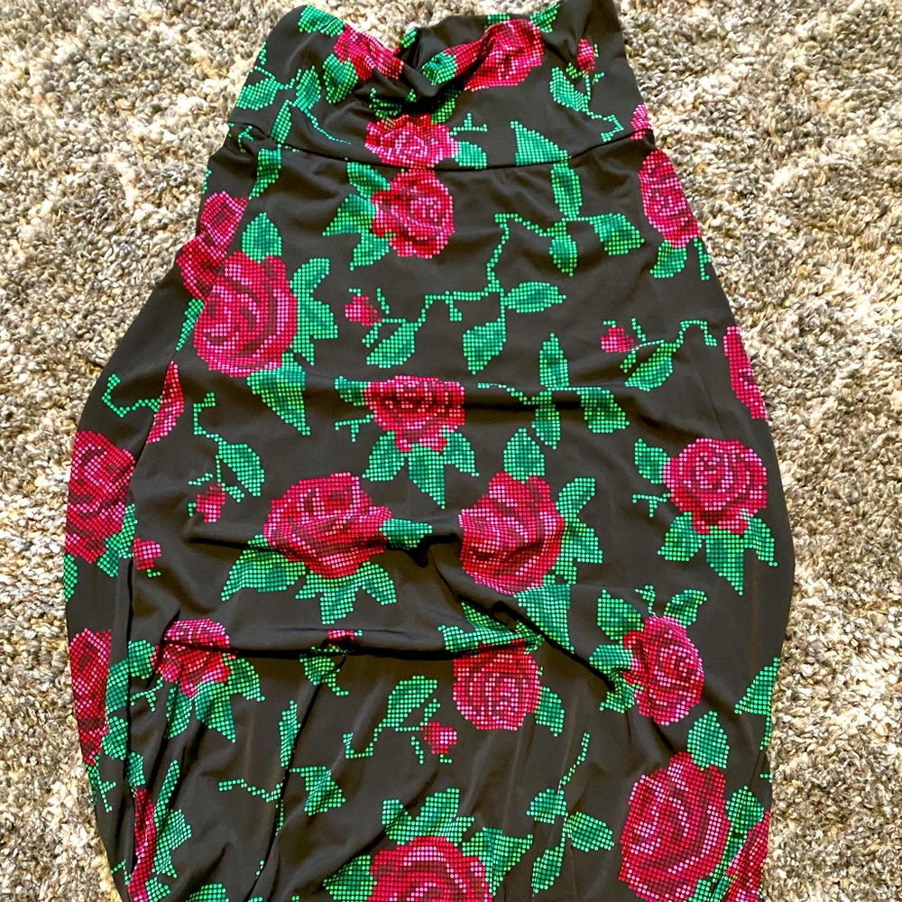 Unicorn Lularoe maxi skirt with roses